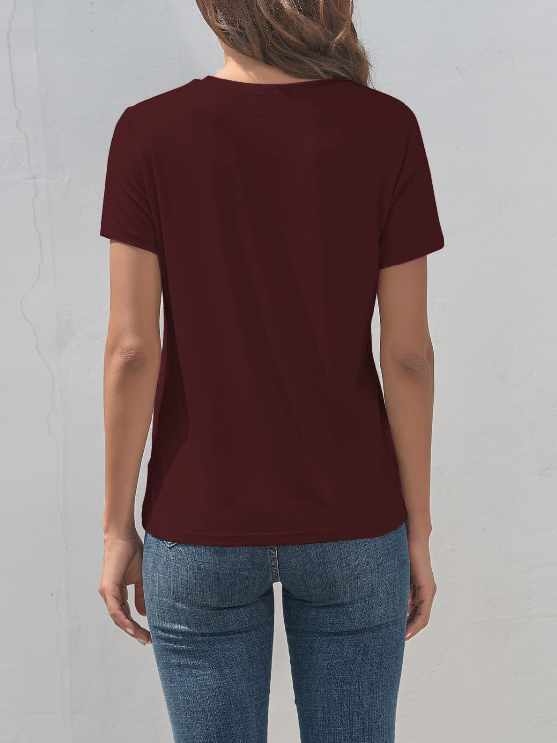 Graphic Round Neck T-Shirt - Casual & Comfortable Tee