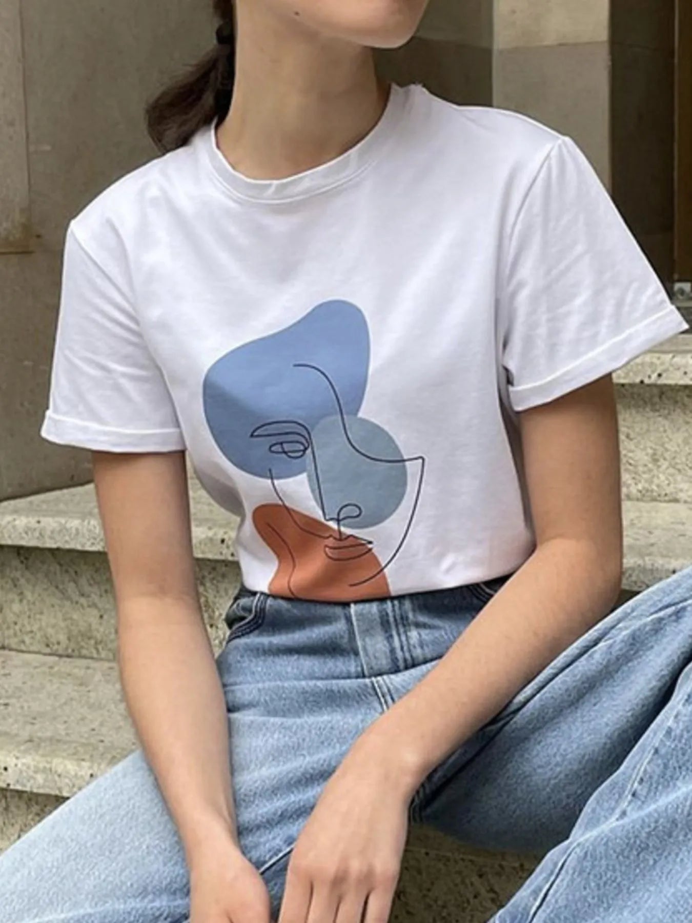 ArtMuse Abstract Face Graphic Round Neck T-Shirt