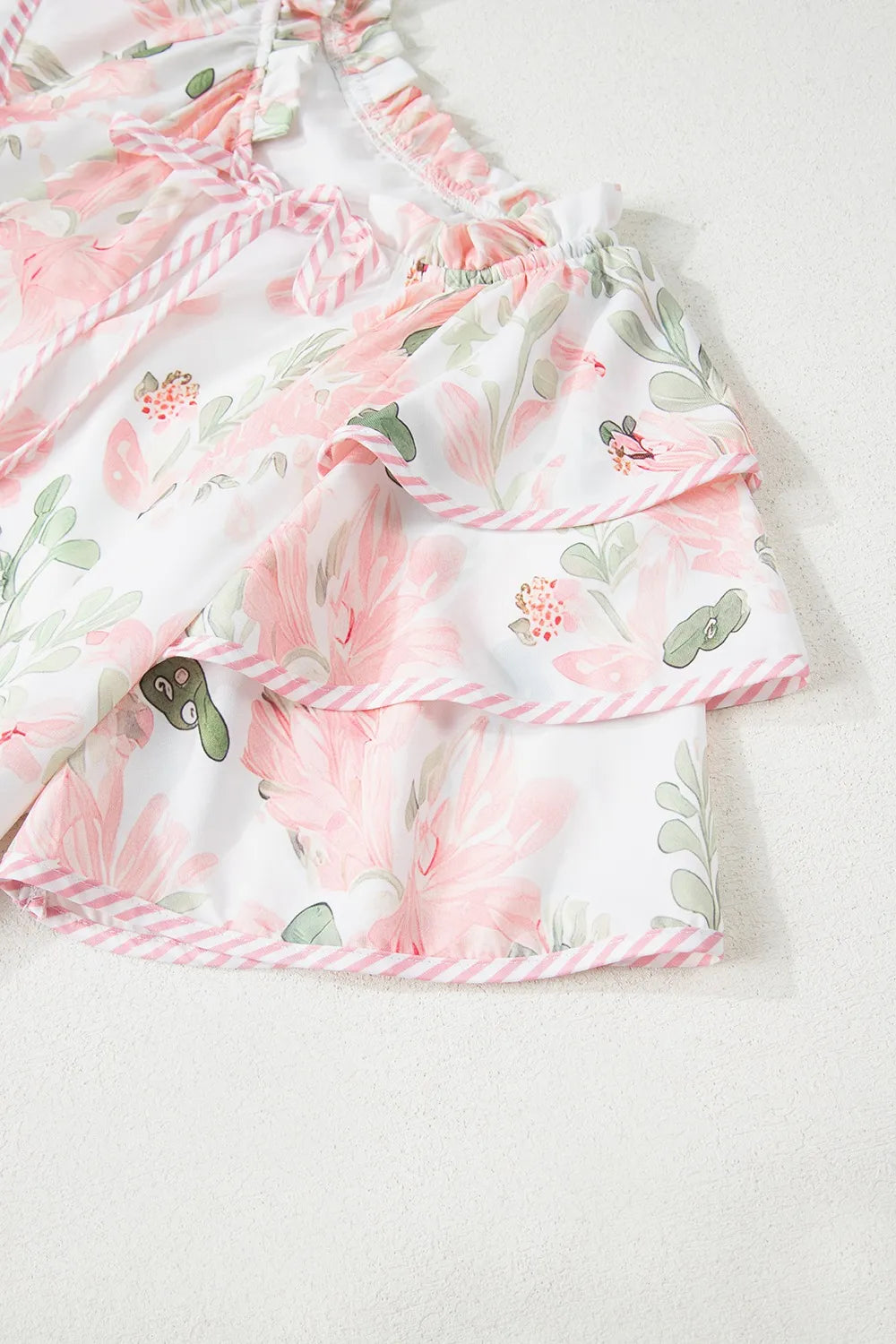 Floral Contrast Edge Mini Dress - Ruffled Short Sleeve Summer Look
