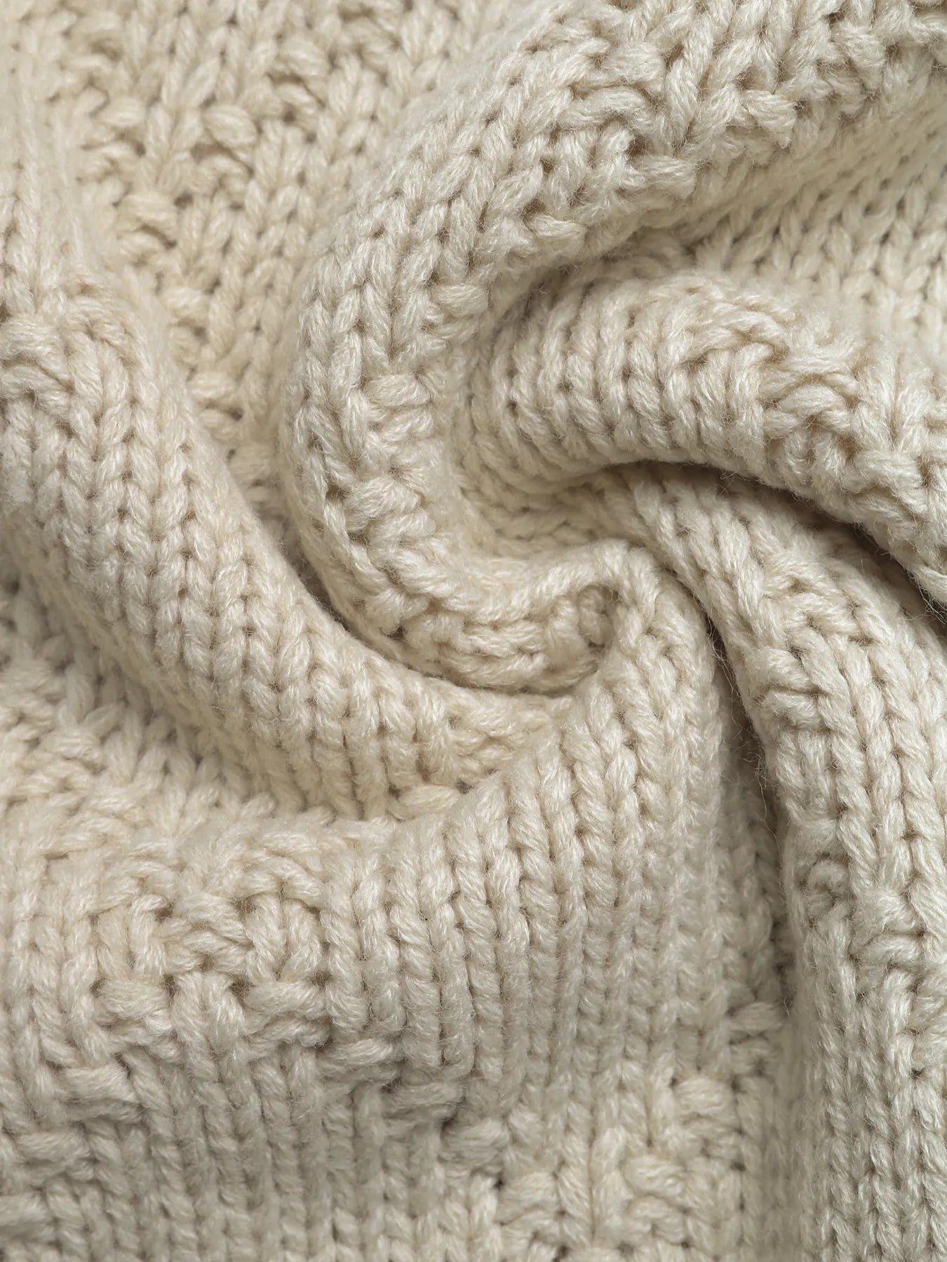 Cozy Fish Pattern Round Neck Sweater