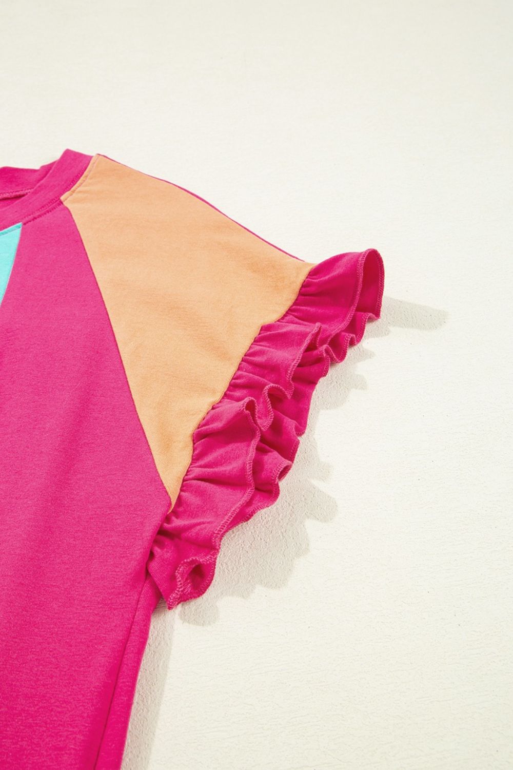 Frill Color Block Loose Fit T-Shirt - Casual & Trendy