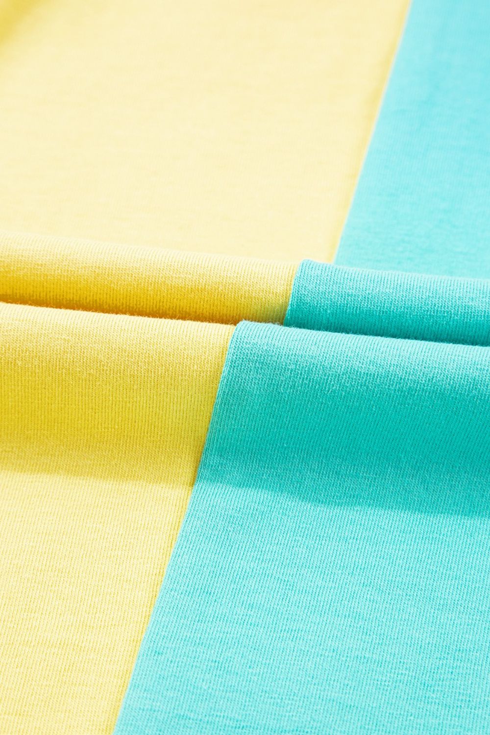 Frill Color Block Loose Fit T-Shirt - Casual & Trendy