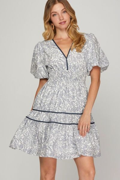 She + Sky Full Size Printed V-Neck Puff Sleeve Tiered Dress Light Gray