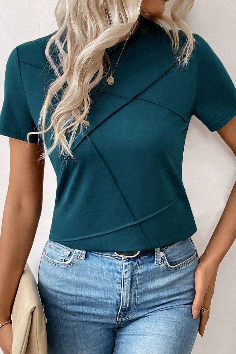 Classic Round Neck Short Sleeve T-Shirt - Everyday Comfort