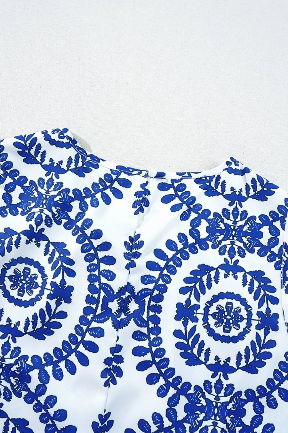 Printed Sleeveless Crew Neck Top - Lightweight Style