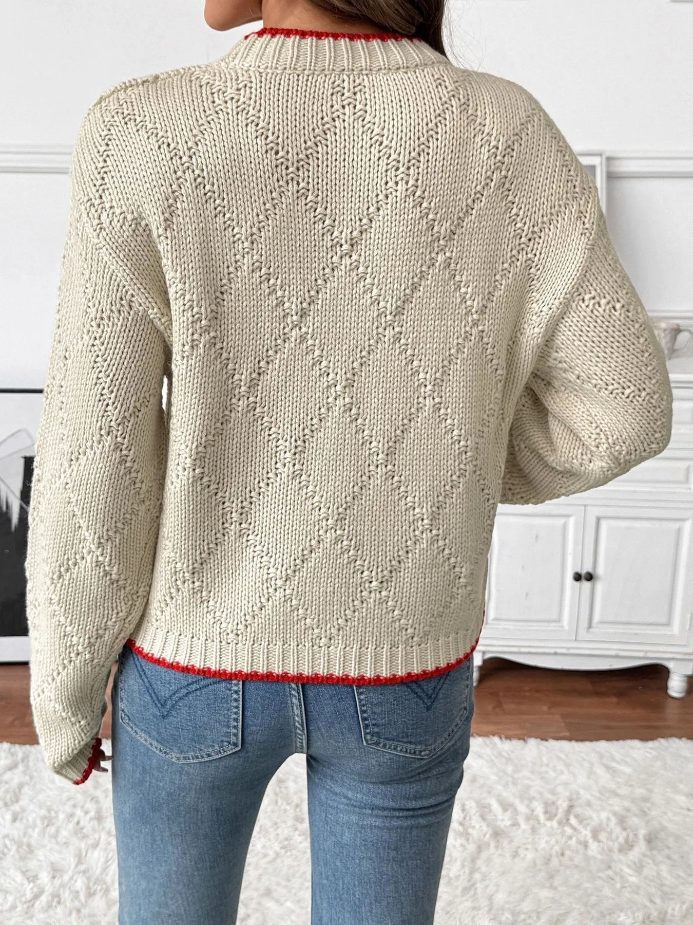 Cozy Fish Pattern Round Neck Sweater