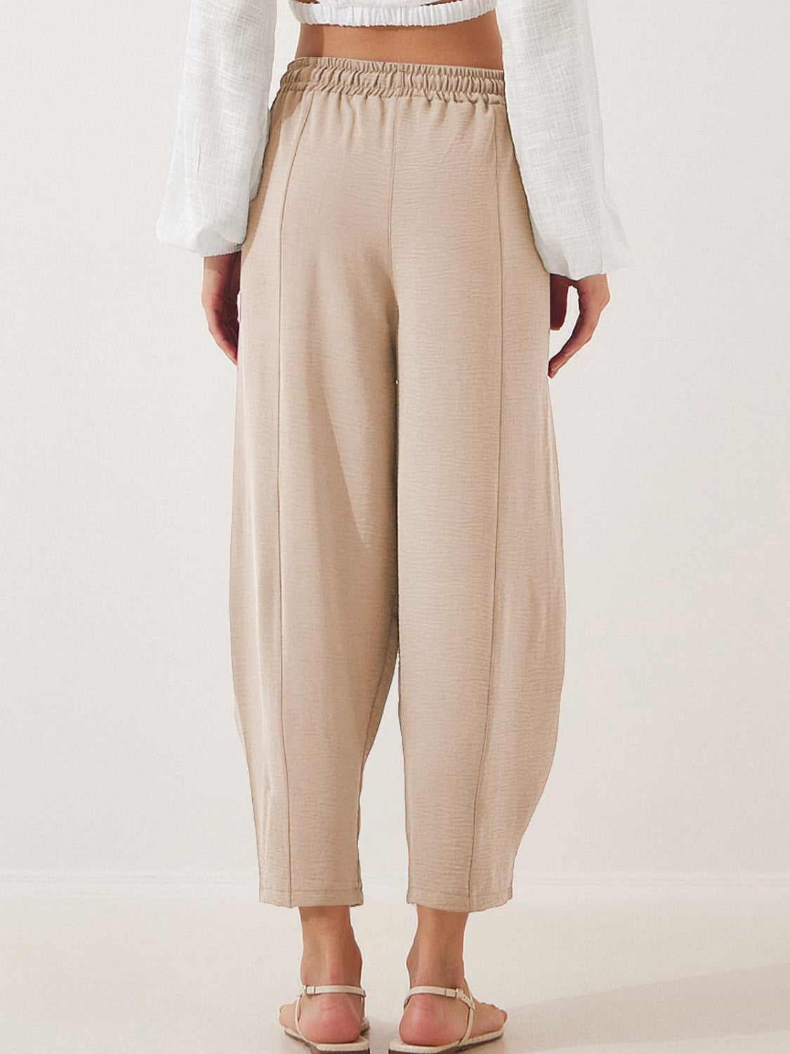 Cropped Joggers with Pockets - Full Size Fit
