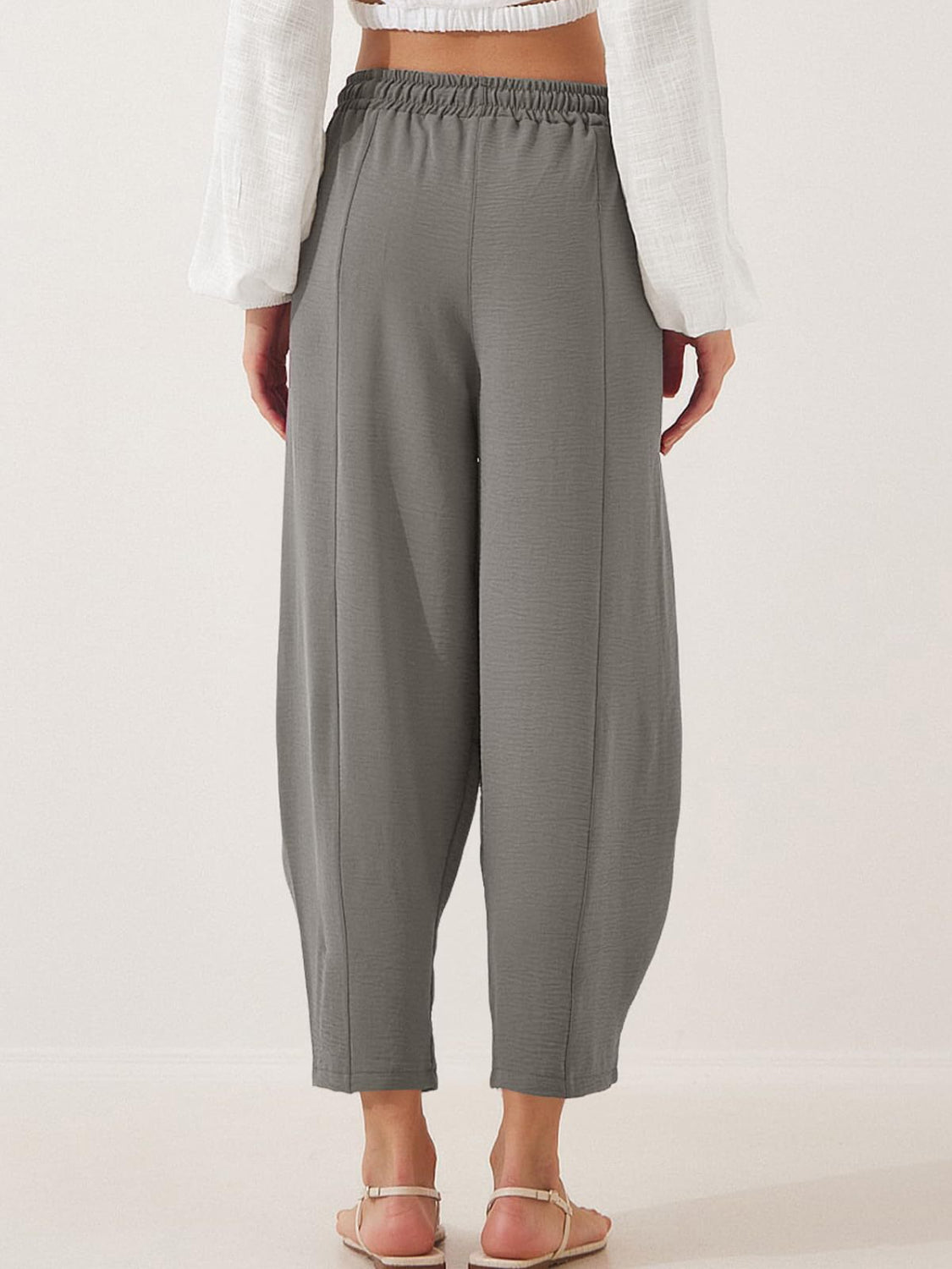 Cropped Joggers with Pockets - Full Size Fit