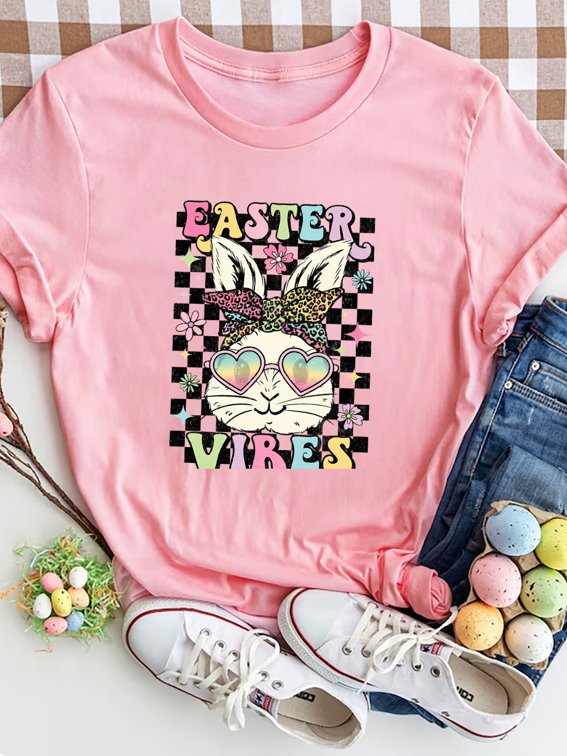 EASTER VIBES T-Shirt - Festive & Comfortable Festive Wear Blush Pink