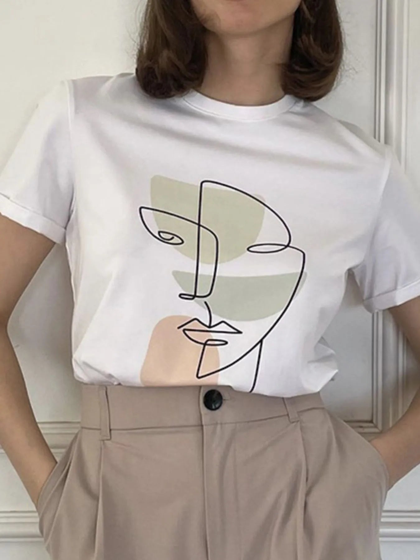ArtMuse Abstract Face Graphic Round Neck T-Shirt