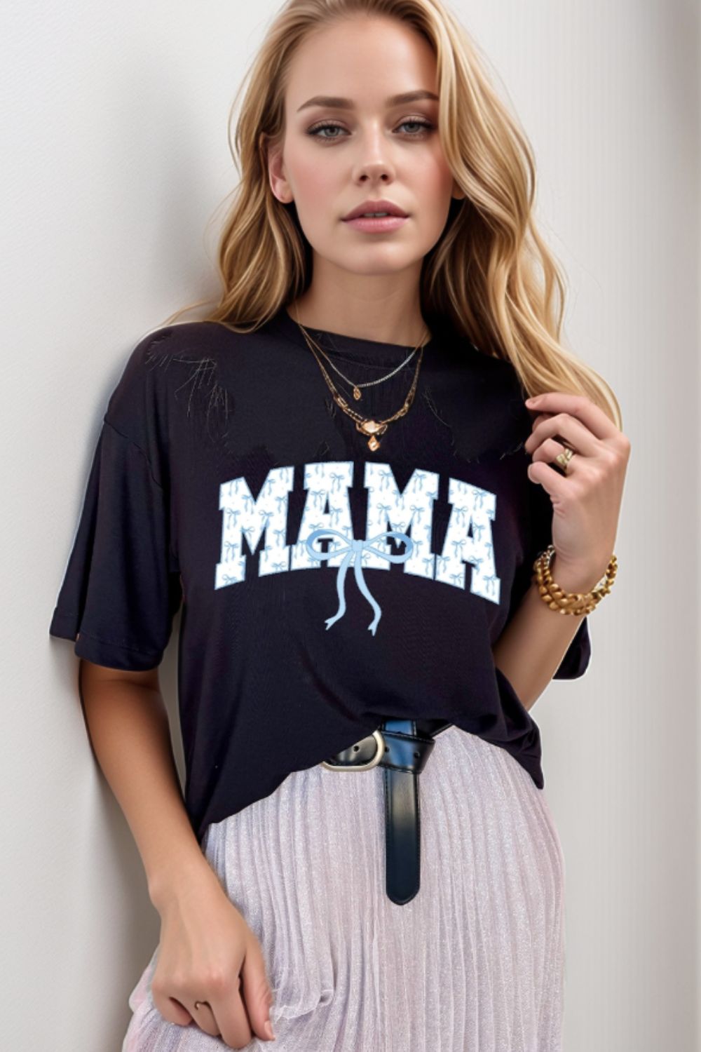 Bow MAMA Graphic Tee - Cute & Comfy Mom Life Shirt