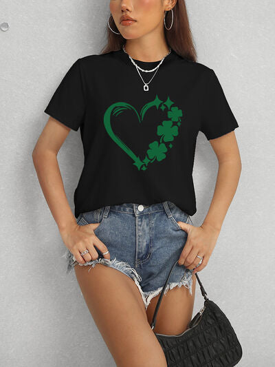 Heart Lucky Clover Comfort Fit T-Shirt - Stylish & Comfortable