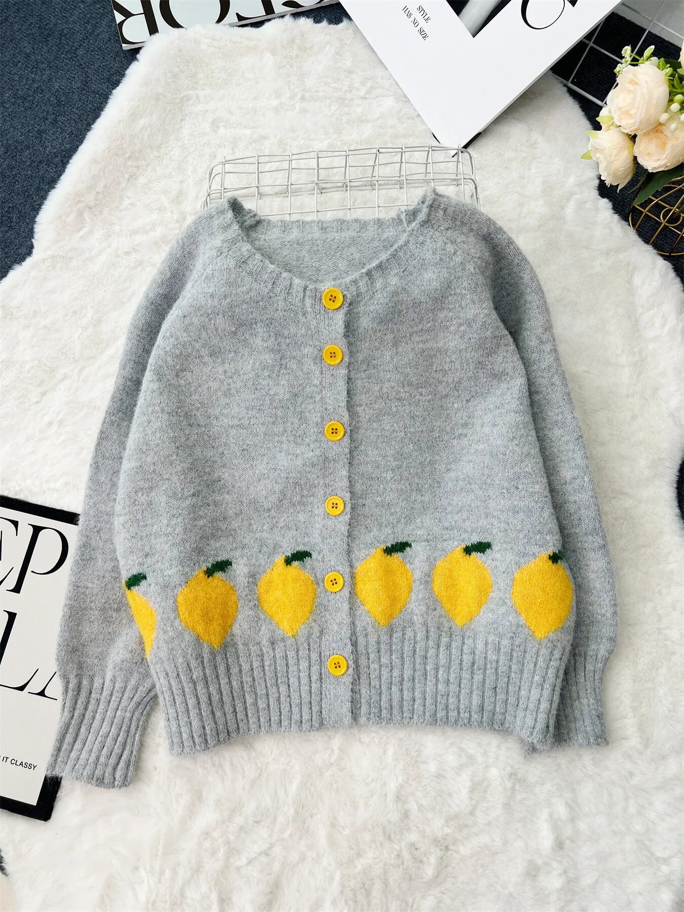 Chic Lemon Pattern Button-Up Cardigan – Playful Knitwear for Everyday Style