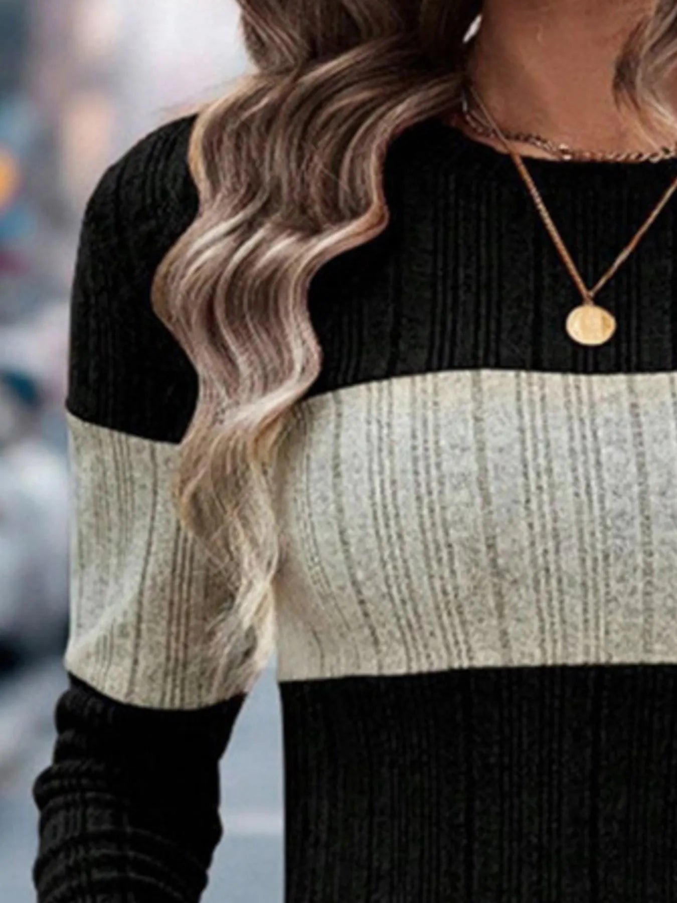 Color Block Round Neck Long Sleeve Sweater â€“ Cozy & Stylish for Fall