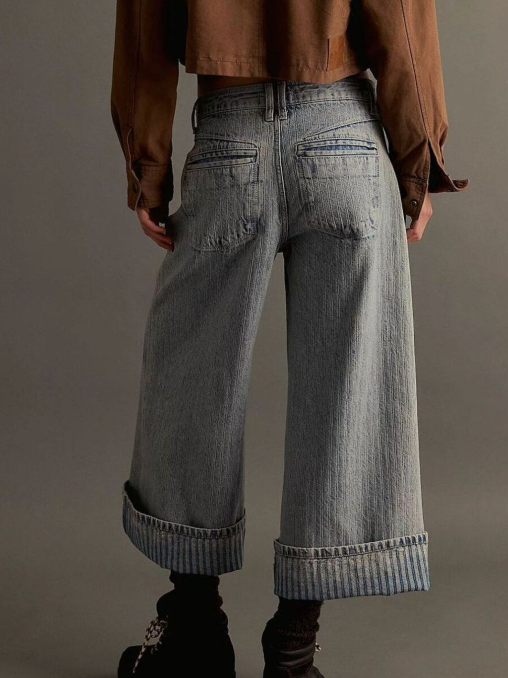 Wide-Leg Cropped Pocketed Jeans