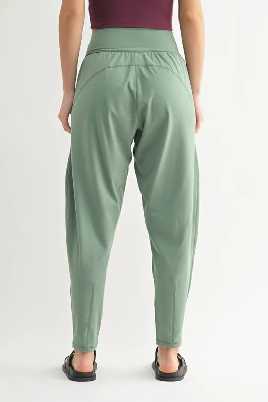 MONO B Flowbarrel High Waist Active Pants