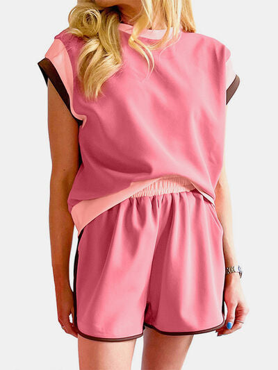 Contrast Round Neck Top and Shorts Set - Stylish & Comfortable Coral