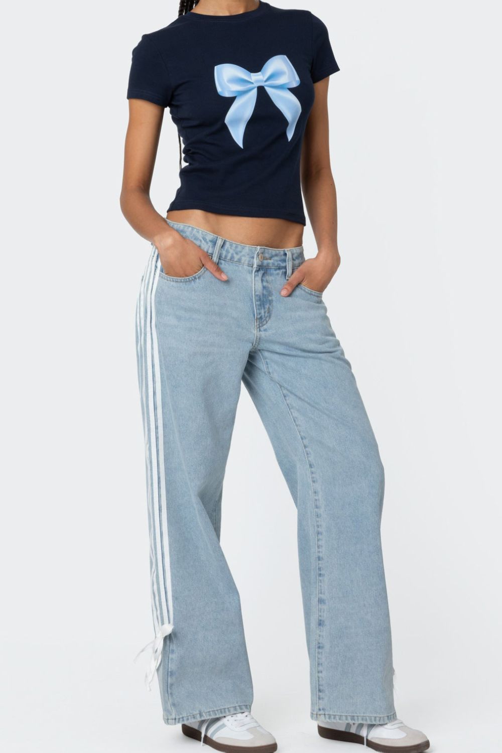 Side Striped Loose Fit Jeans - Trendy & Relaxed Denim