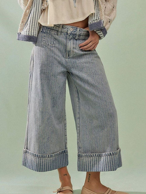 Wide-Leg Cropped Pocketed Jeans