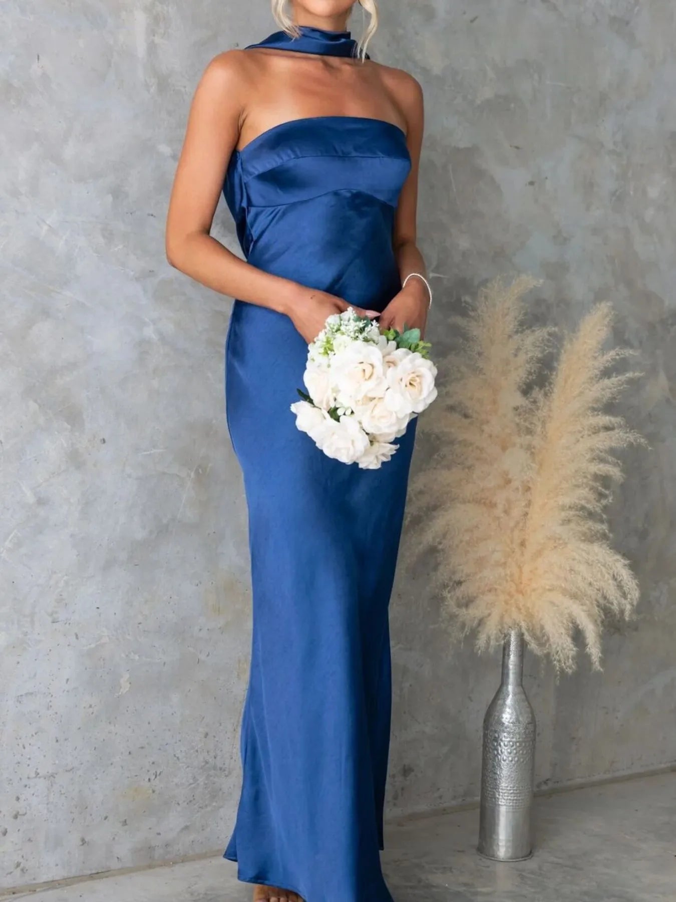 Satin Tube Maxi Dress – Elegant Strapless Evening Gown for Special Occasions