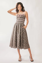 Davi & Dani Contrast Velvet Tape Smocking Bodice Midi Dress Mocha
