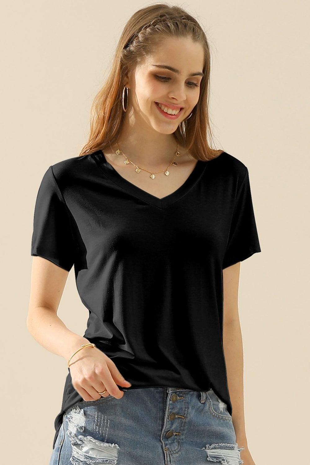 Ninexis Full-Size V-Neck Short-Sleeve T-Shirt Black