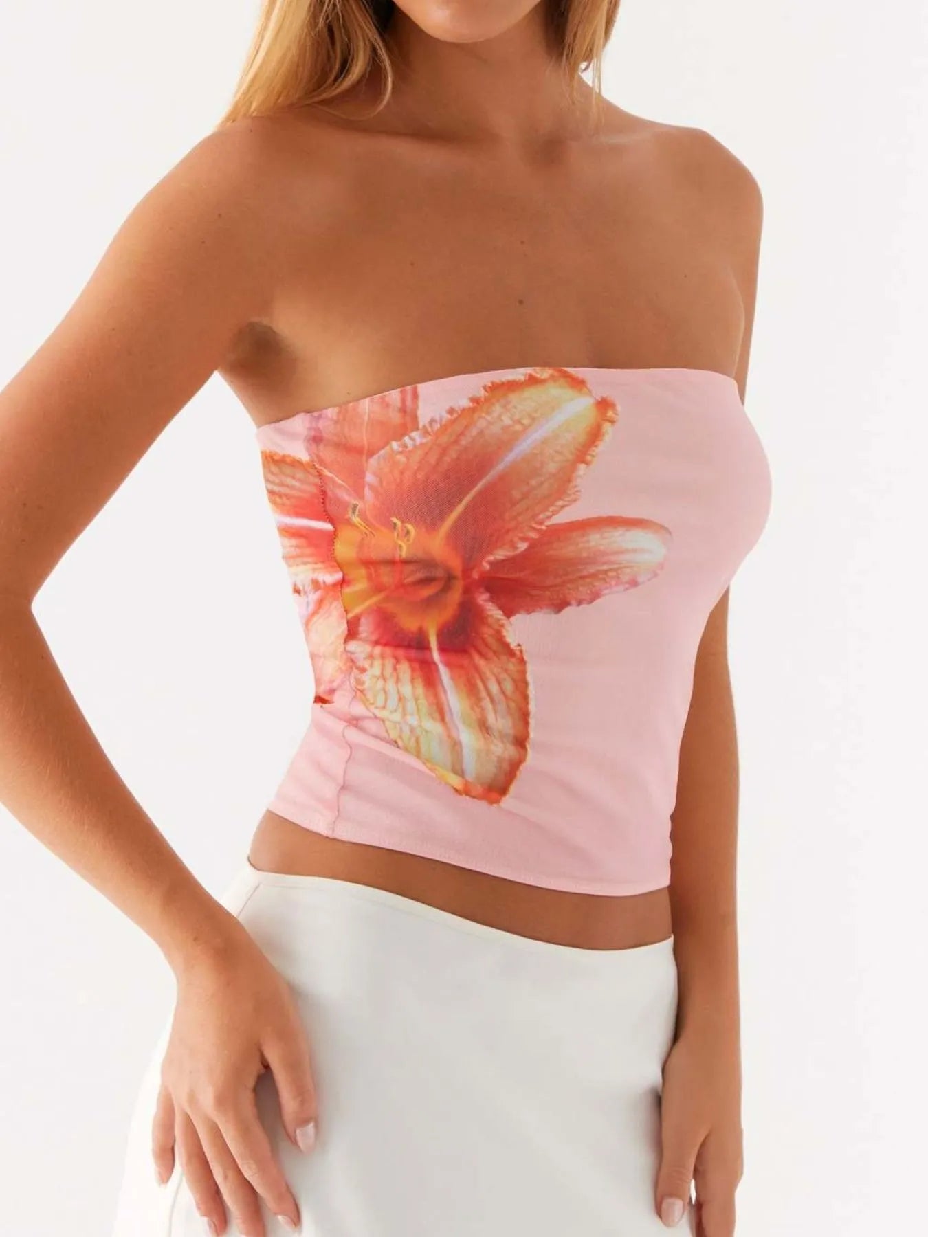 Floral Strapless Tube Top with Stretch Fit â€“ Sleek Summer Essential