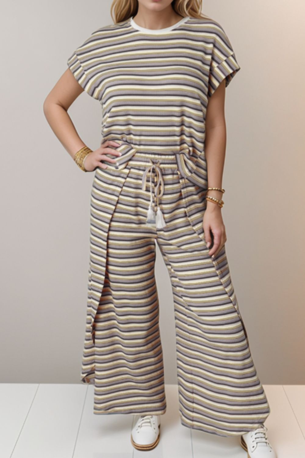 Striped Two-Piece Outfit - Stylish & Comfortable Matching Set