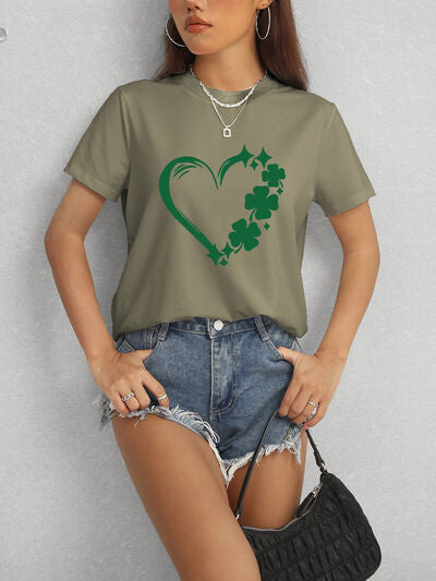 Heart Lucky Clover Comfort Fit T-Shirt – Stylish & Comfortable