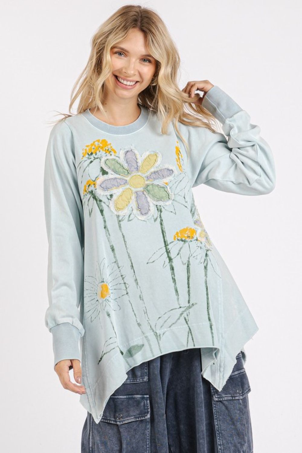 Mittoshop Flower Graphic Print & Patch Oversized Sweatshirt