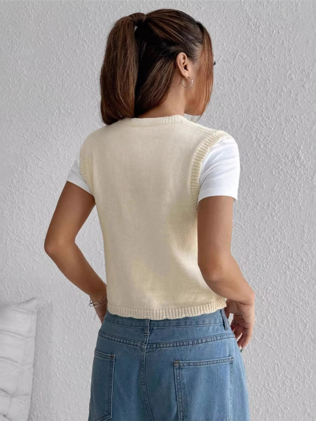 Chic Embroidered Button-Up Sweater Vest – Layer for Every Season