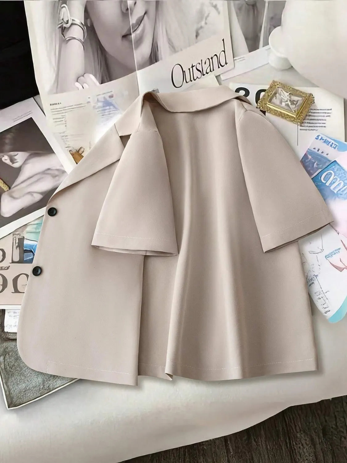 Lightweight PowerMuse Short Sleeve Lapel Blazer