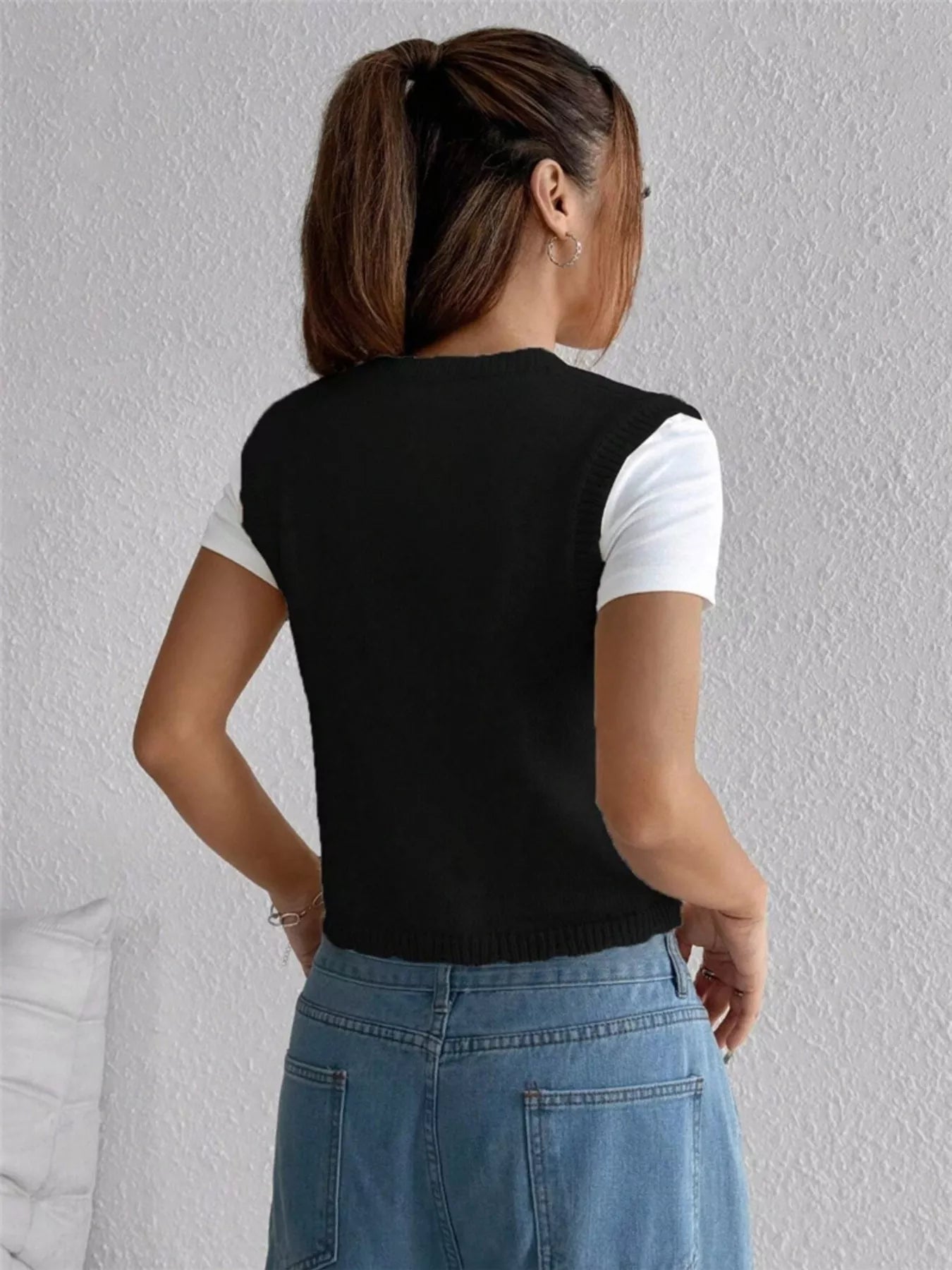 Chic Embroidered Button-Up Sweater Vest – Layer for Every Season