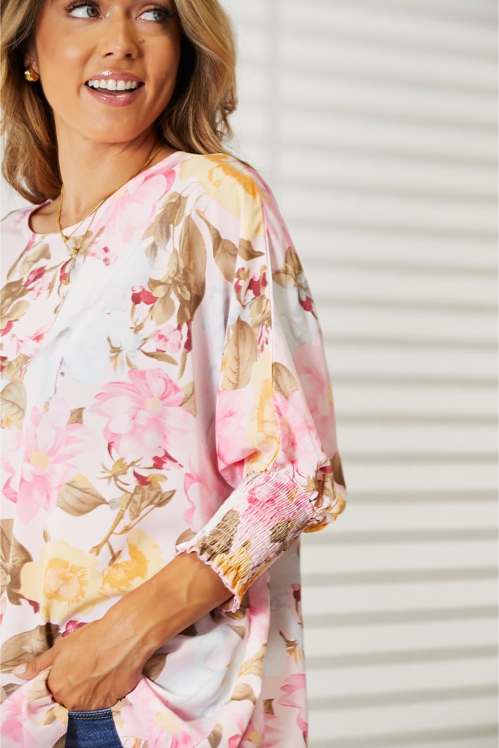 Double Take Floral Round Neck 3/4 Sleeve Top