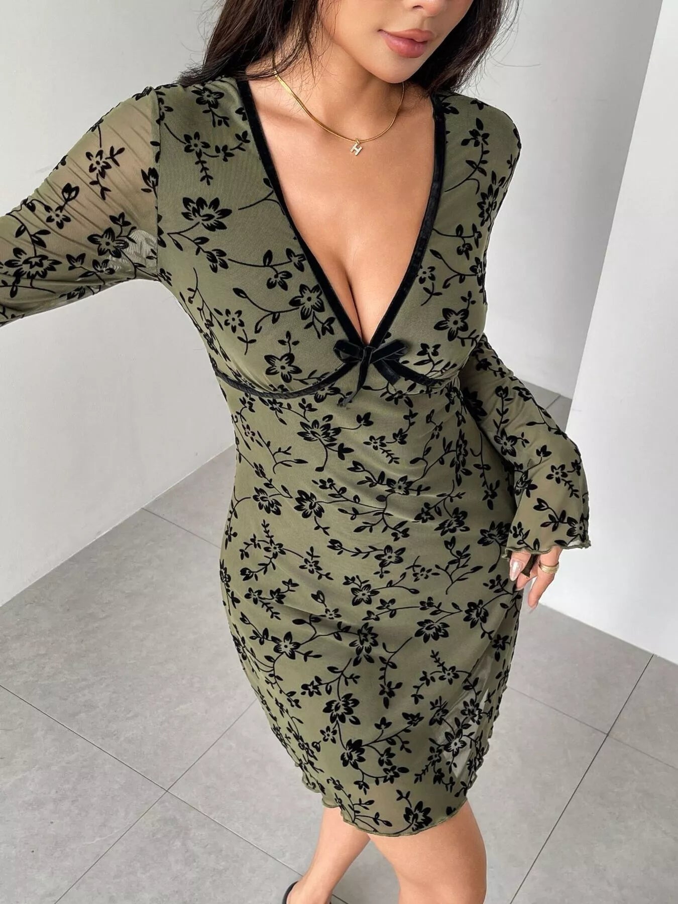 Floral Print Flare-Sleeve Mini Dress