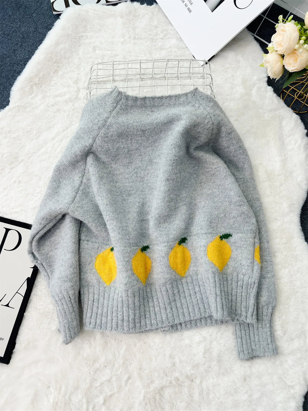 Chic Lemon Pattern Button-Up Cardigan – Playful Knitwear for Everyday Style