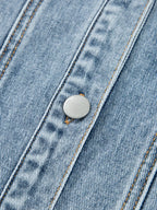 Stylish Scallop Trim Collar Denim Jacket with Patched Pockets