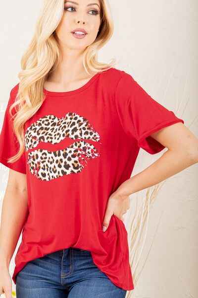 Heimish Full Size Leopard Lip Graphic Round Neck T-Shirt Red