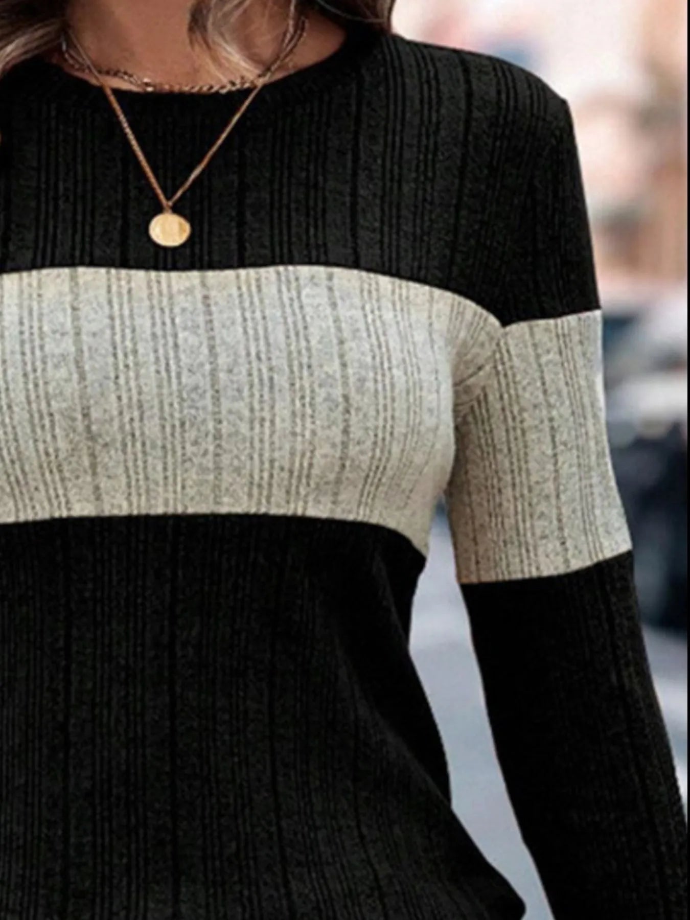 Color Block Round Neck Long Sleeve Sweater â€“ Cozy & Stylish for Fall