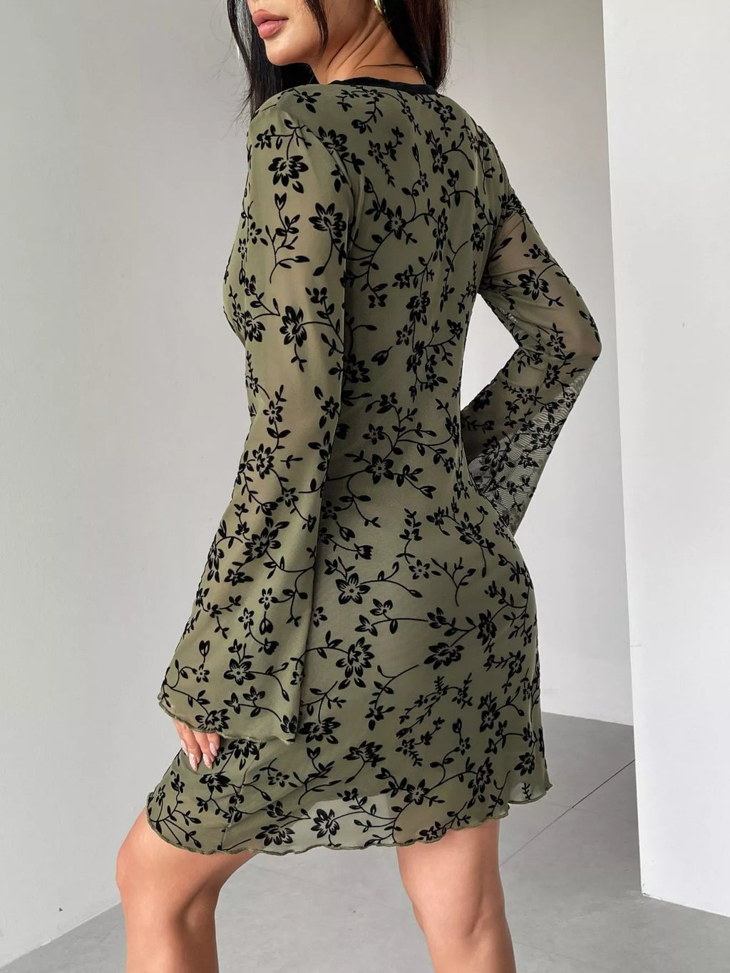 Floral Print Flare-Sleeve Mini Dress