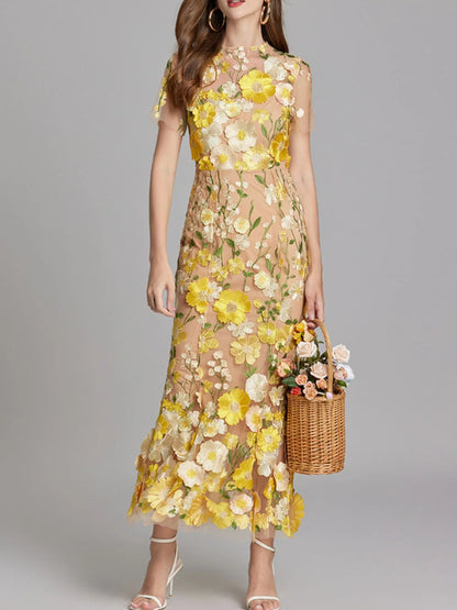 Embroidered Mesh Overlay Maxi Dress – Lined Evening Wear with Zipper Closure Yellow