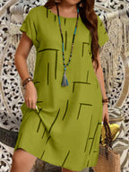 Plus Size Classic Round Neck Short Sleeve Dress