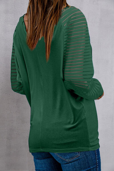 LUCKY V-Neck Long Sleeve Raglan Blouse