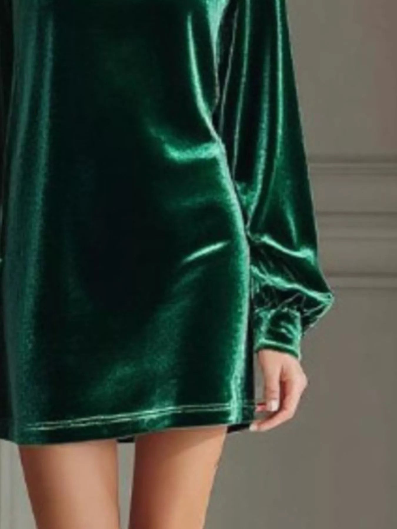 Full-Size Velvet Long Sleeve Mini Dress (Plus Size)