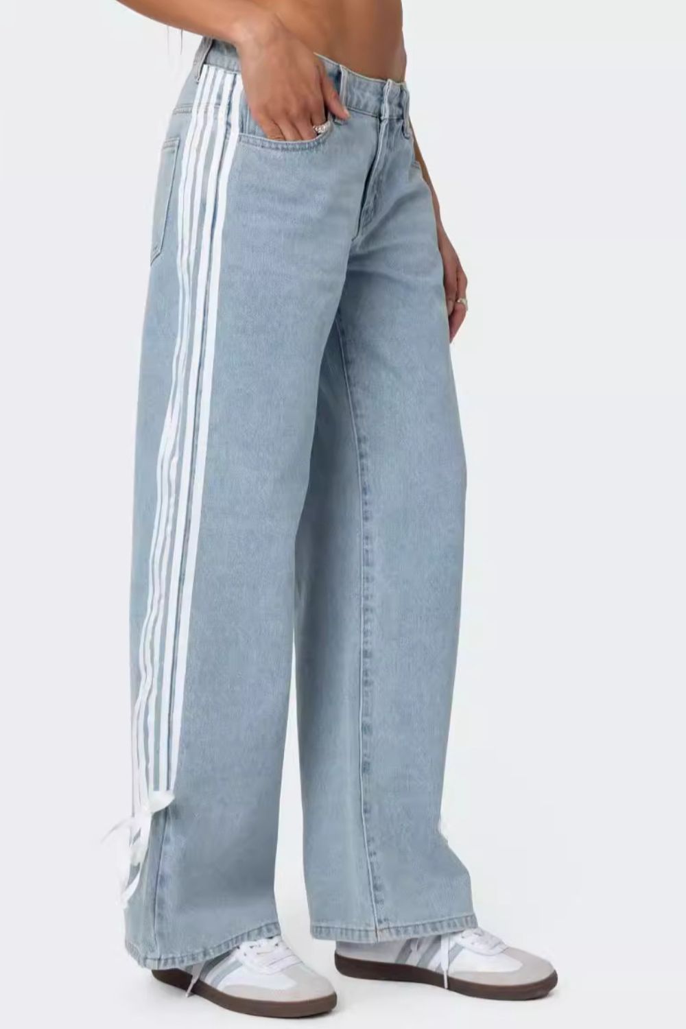 Side Striped Loose Fit Jeans - Trendy & Relaxed Denim